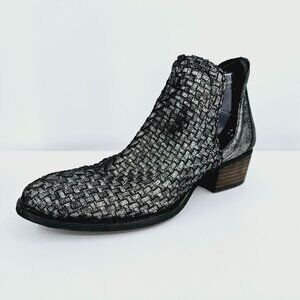 Very Volatile Ankle Bootie 9 Velacruz Metallic Pewter Leather Stacked Heel Woven